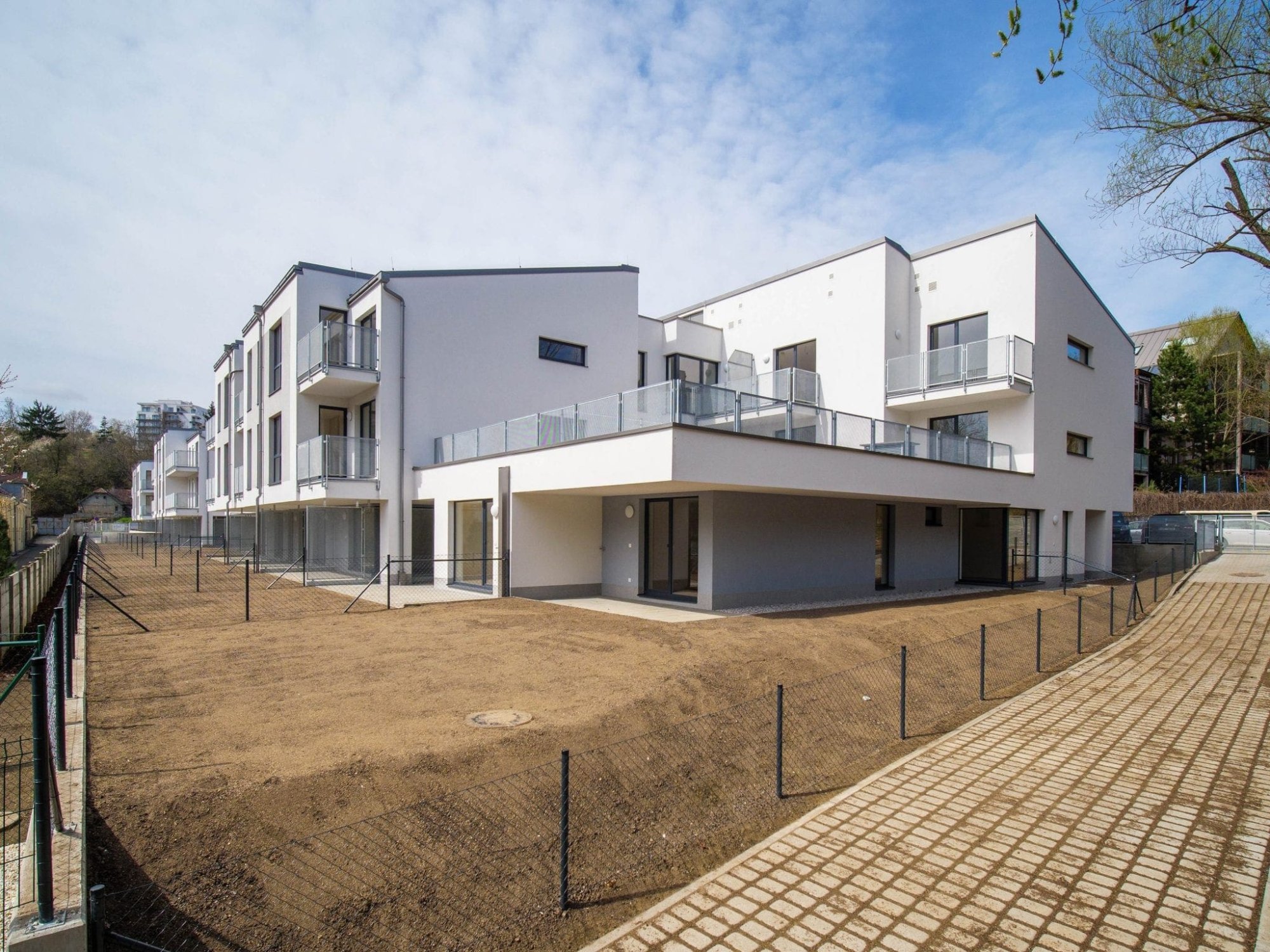 Rezidenční výstavba bytových viladomů U Rokyty v Hrdlořezích