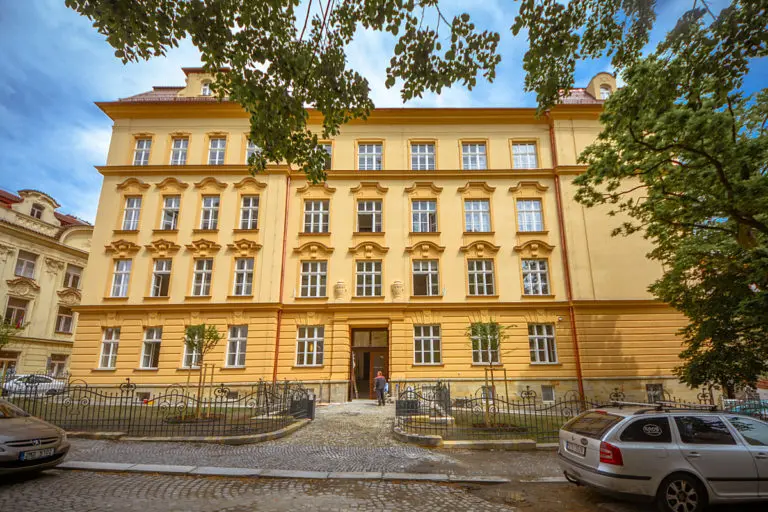 Rekonstrukce objektu Na Hradě 5 Univerzita Palackého v Olomouci