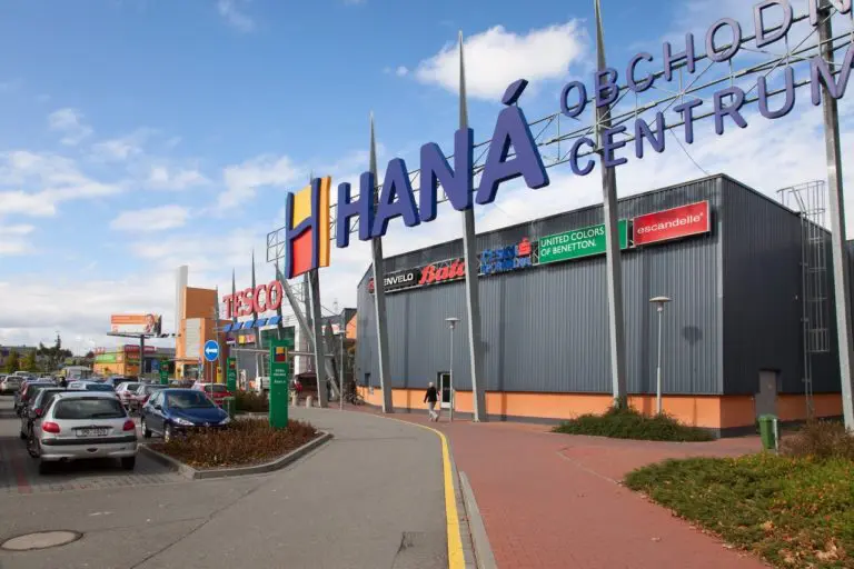 Přístavba OC Haná