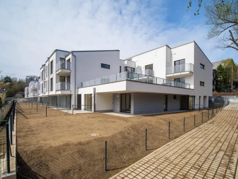 Rezidenční výstavba bytových viladomů U Rokyty v Hrdlořezích